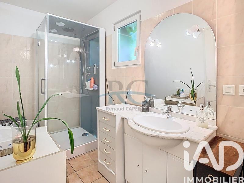 Appartement - 82 m² - 3 pièces