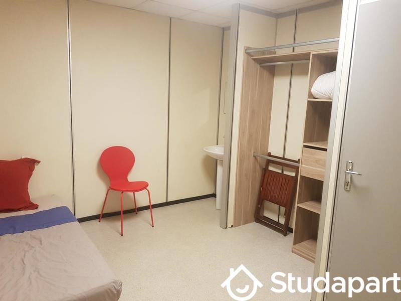 Chambre - 18 m² - 1 pièce