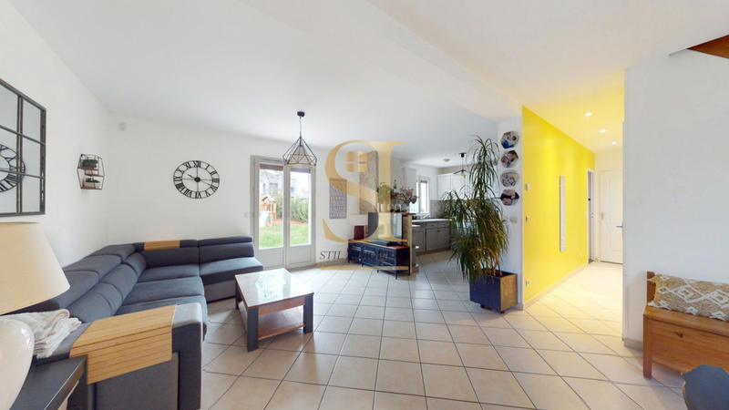 Maison - 101 m² - 5 pièces