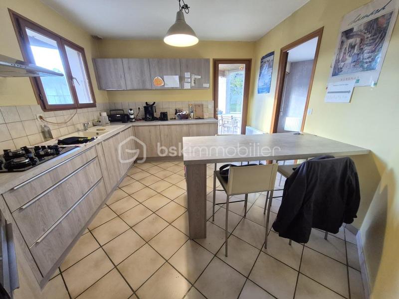 Maison - 188 m² - 7 pièces