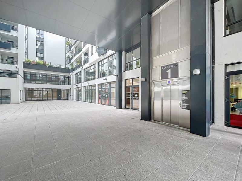 Local commercial - 86 m²