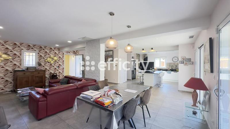 Pavillon - 146 m² - 5 pièces