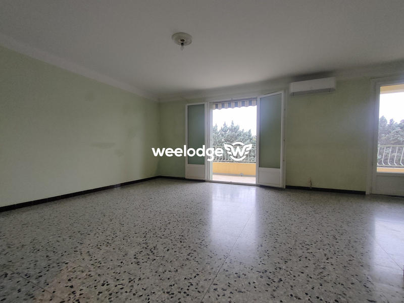 Appartement - 85 m² - 3 pièces