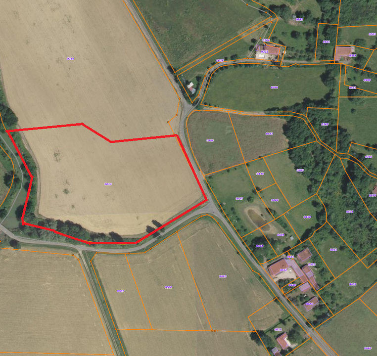 Terrain - 24 992 m²