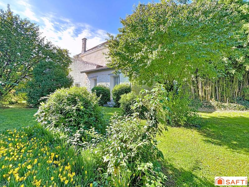 Maison de maîtres - 364 m² - 11 pièces