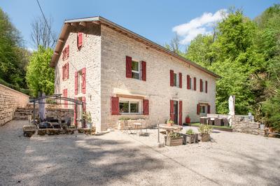Moulin - 417 m² - 12 pièces