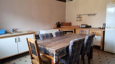 Maison - 165 m² - 8 pièces