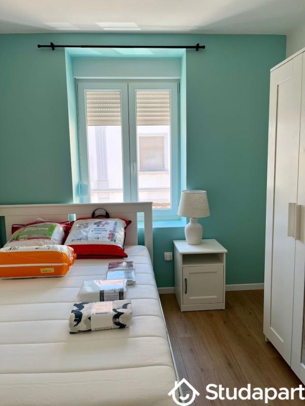 Chambre - 9 m² - 1 pièce