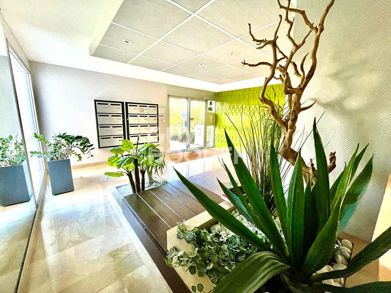 Appartement - 107 m² - 5 pièces