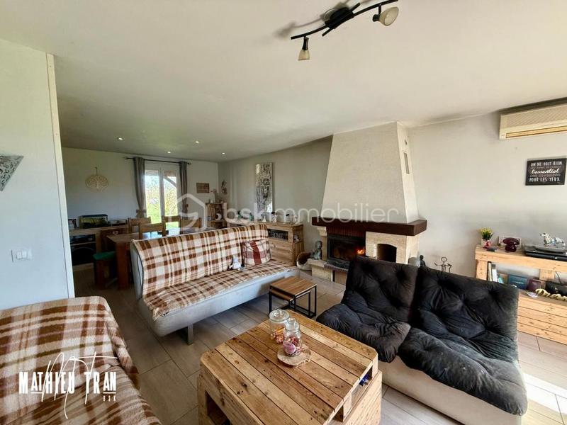 Maison - 140 m² - 7 pièces