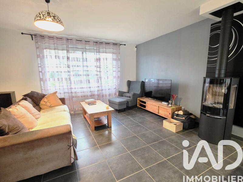 Maison - 143 m² - 6 pièces