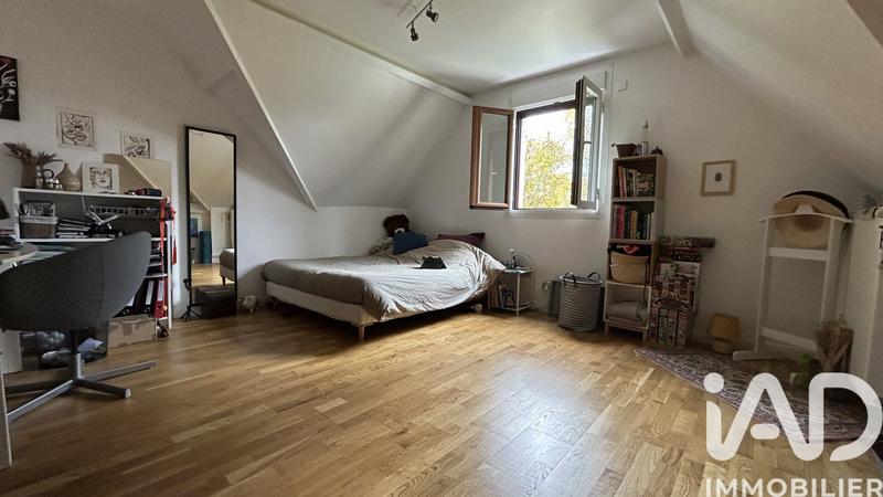 Maison - 186 m² - 7 pièces