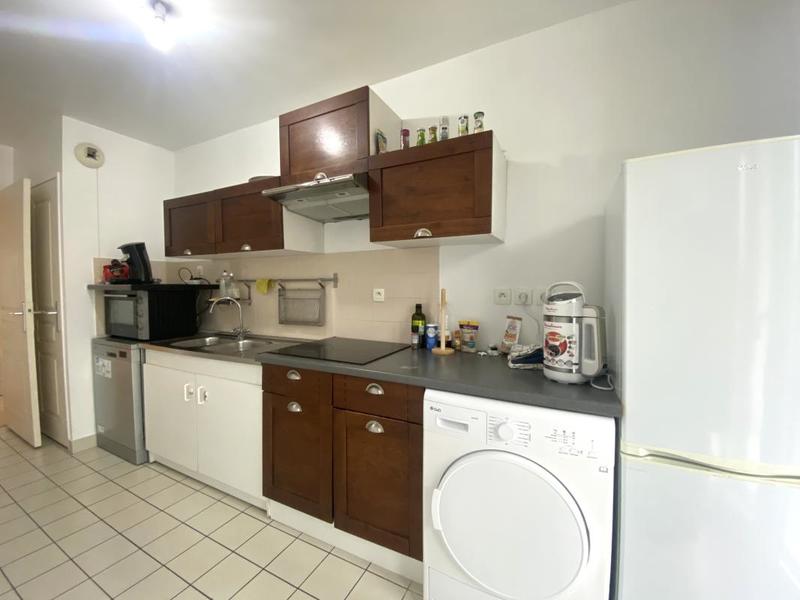 Appartement ancien - 77 m² - 3 pièces