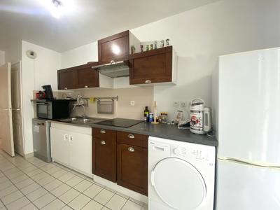 Appartement ancien - 77 m² - 3 pièces