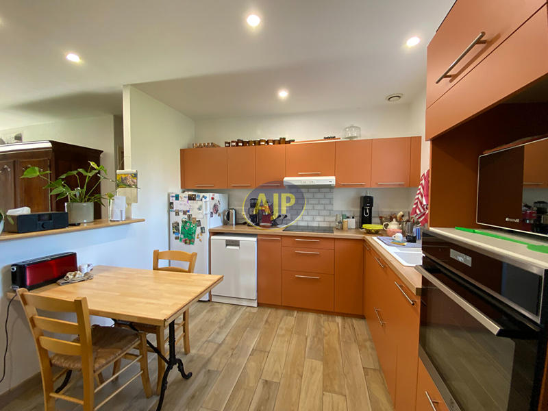 Maison - 122 m² - 6 pièces