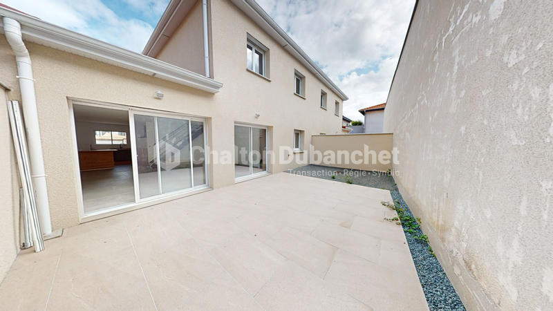 Maison - 97 m² - 4 pièces