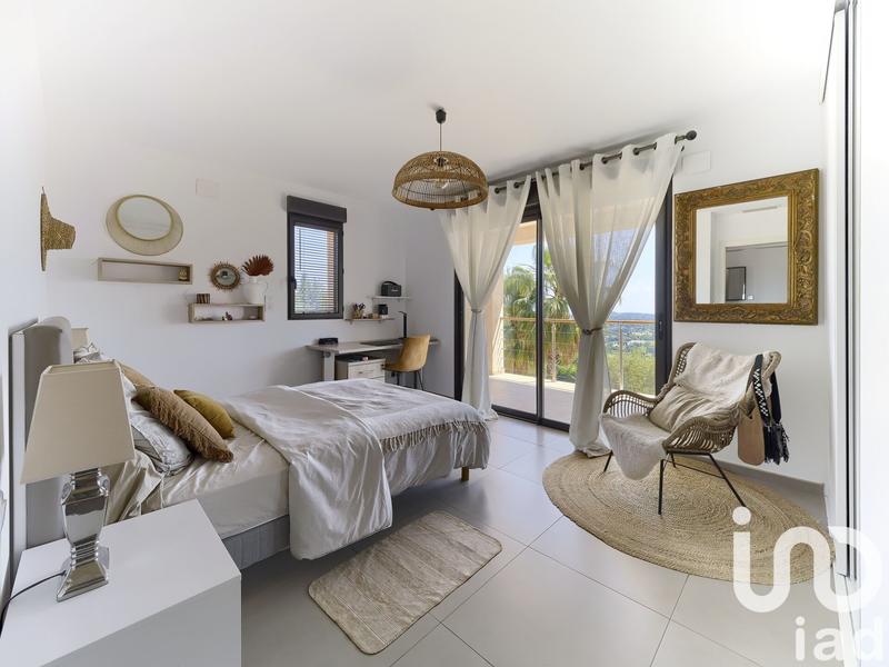 Maison de maîtres - 280 m² - 8 pièces