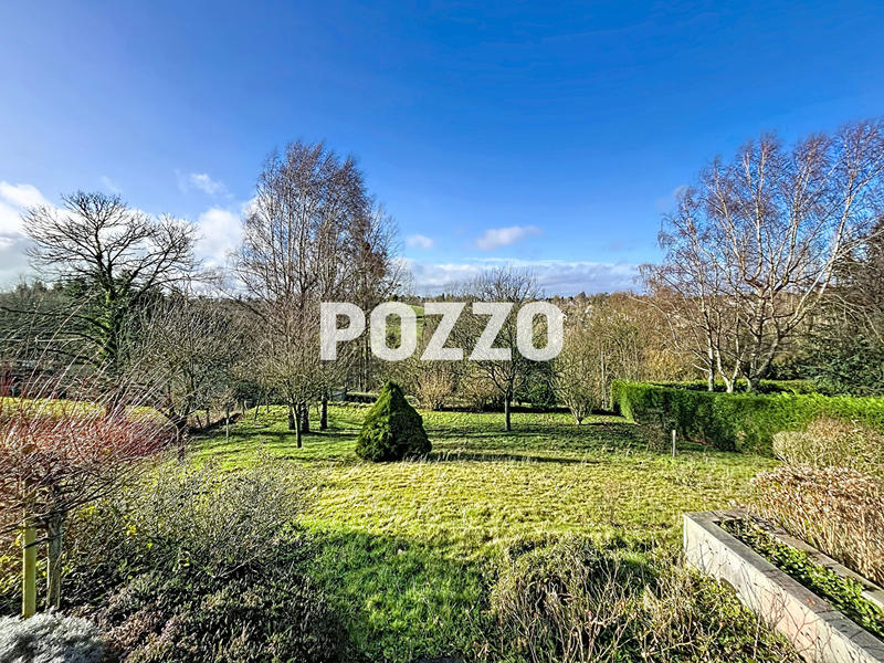 Maison - 177 m² - 9 pièces