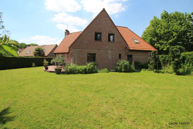 Maison - 190 m² - 7 pièces