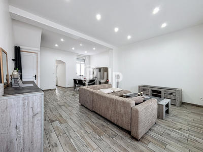 Maison de ville - 84 m² - 4 pièces