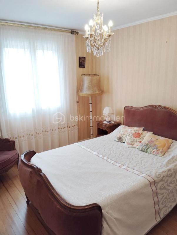 Maison - 121 m² - 5 pièces