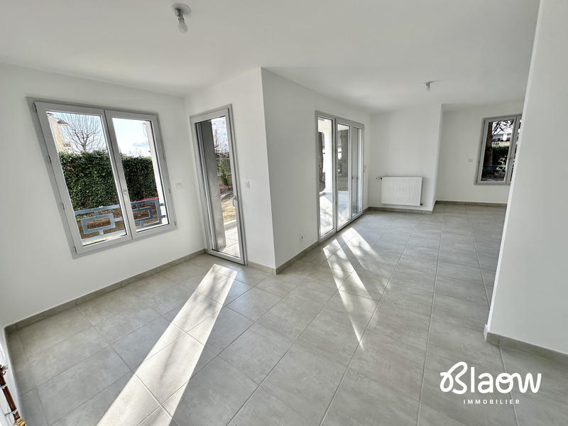 Appartement - 100 m² - 4 pièces