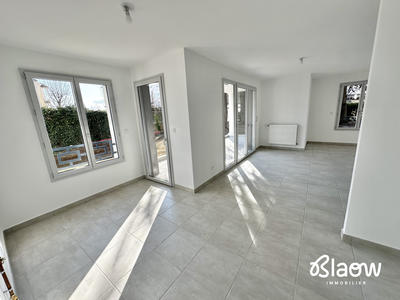 Appartement - 100 m² - 4 pièces