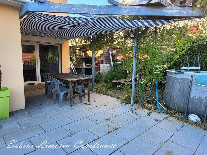 Maison - 105 m² - 4 pièces