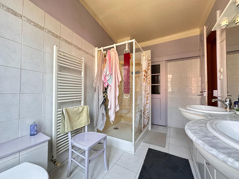 Maison - 161 m² - 7 pièces