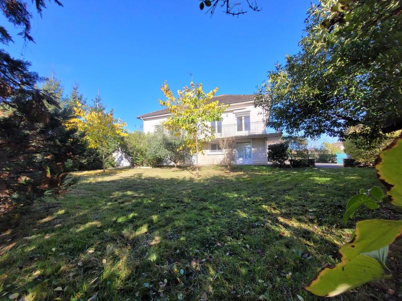 Maison - 189 m² - 6 pièces