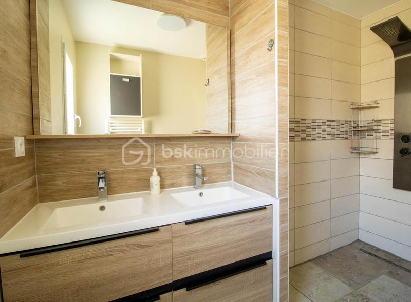 Maison - 91 m² - 4 pièces