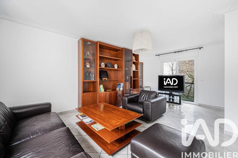 Maison - 254 m² - 6 pièces