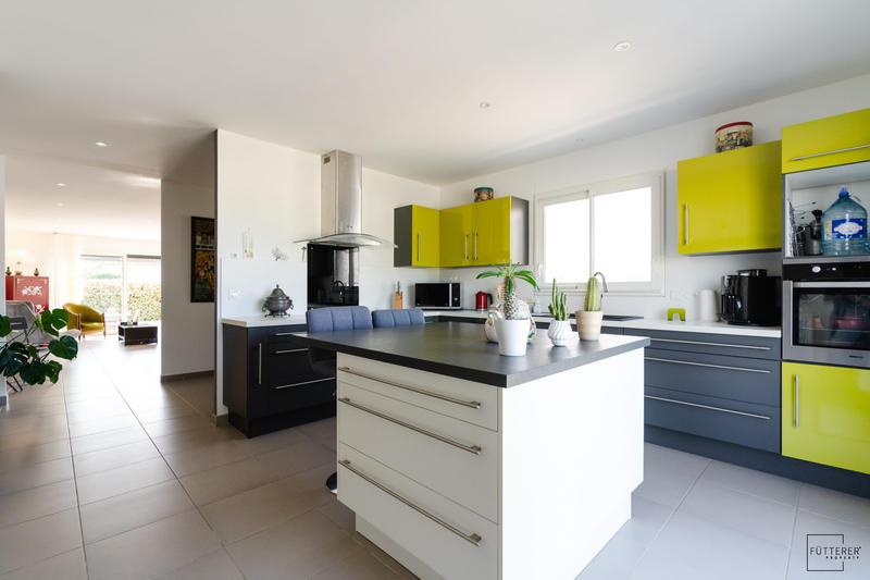 Villa - 137 m² - 5 pièces