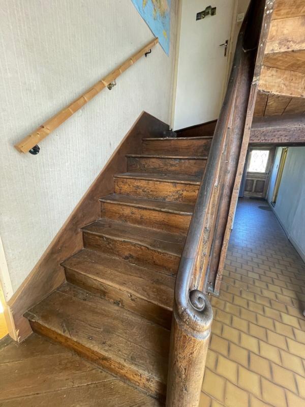 Maison - 202 m² - 7 pièces