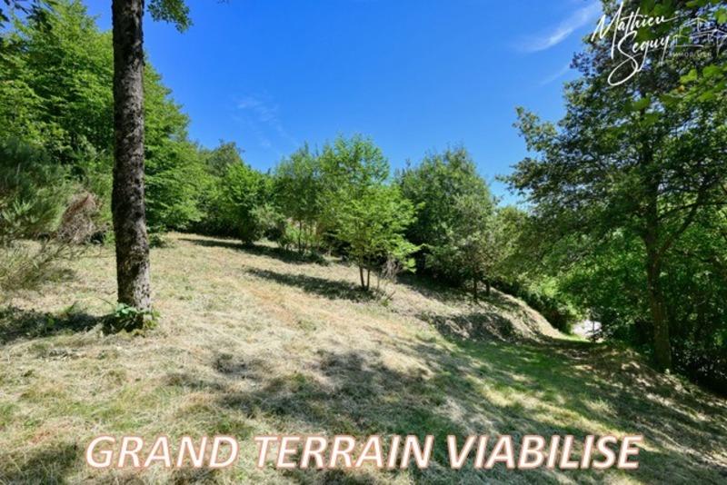 Terrain constructible - 810 m²