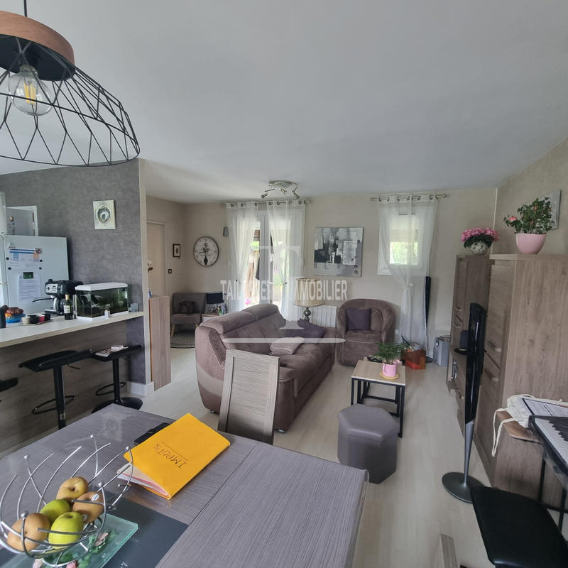 Maison - 88 m² - 4 pièces