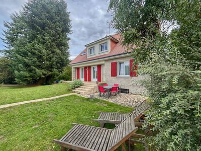 Maison - 148 m² - 6 pièces