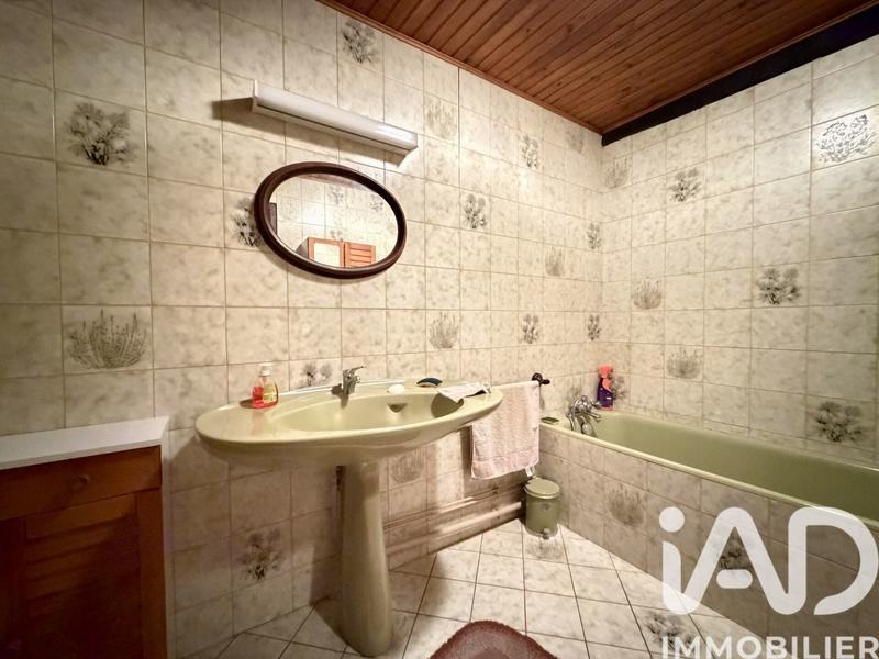 Maison de campagne - 200 m² - 5 pièces