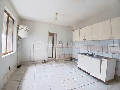 Maison de ville - 100 m² - 5 pièces