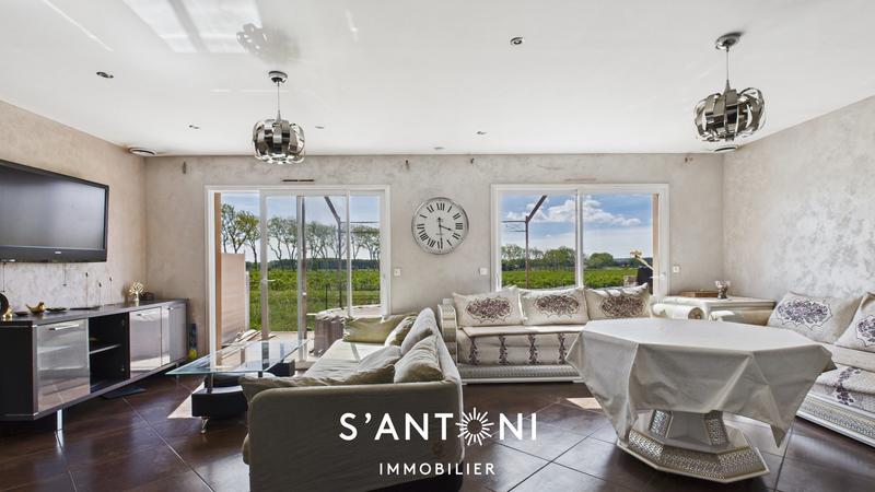 Maison - 111 m² - 5 pièces