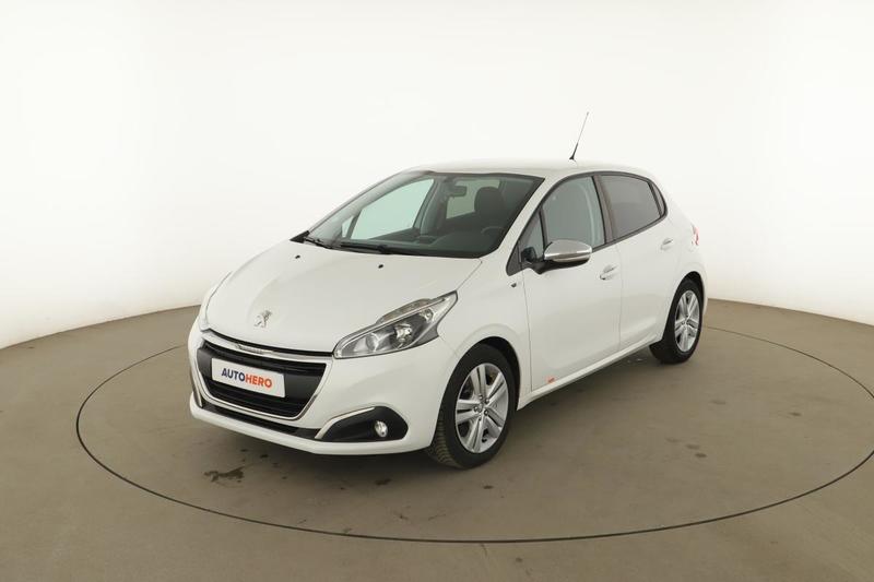 Peugeot 208 1.6 Blue-HDi Style 5p 75 ch