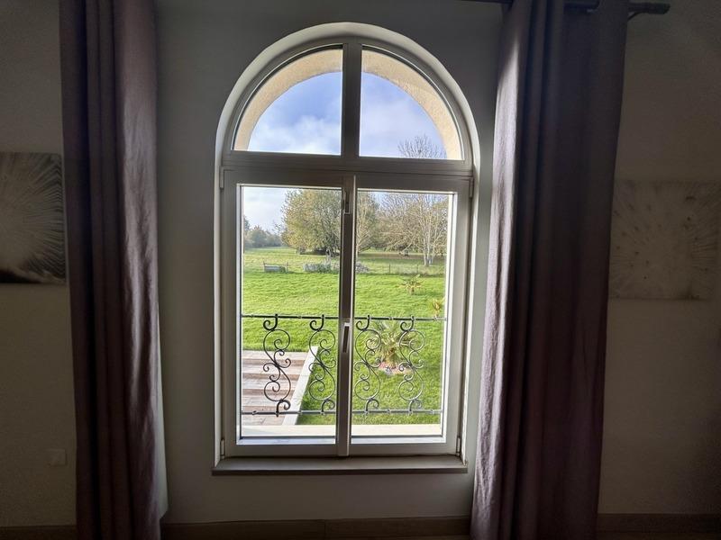 Pavillon - 181 m² - 7 pièces