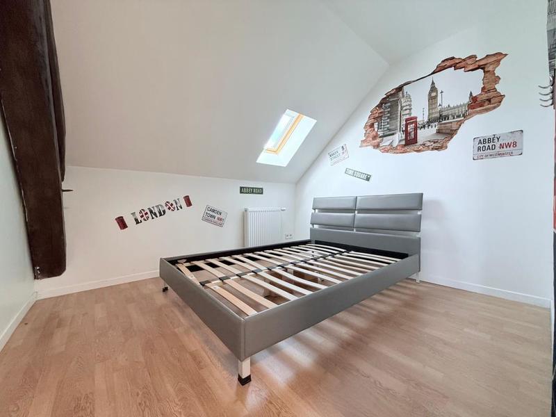 Maison - 450 m² - 16 pièces