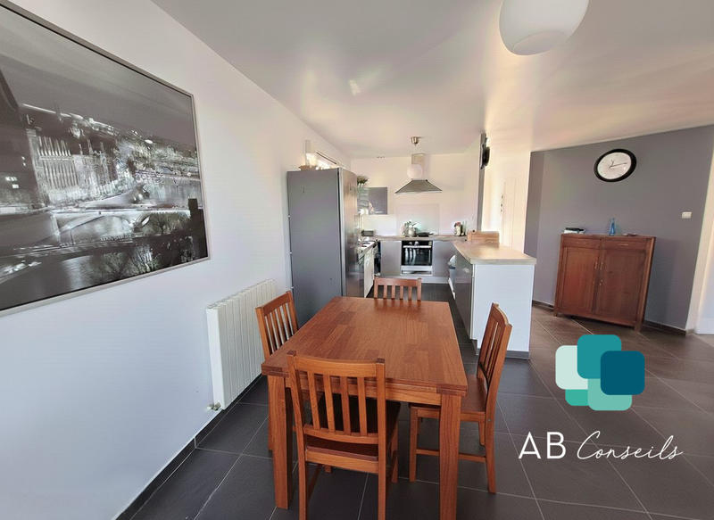 Maison contemporaine - 138 m² - 5 pièces