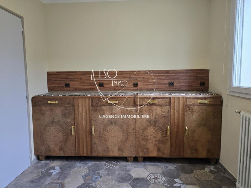 Maison traditionnelle - 185 m² - 6 pièces