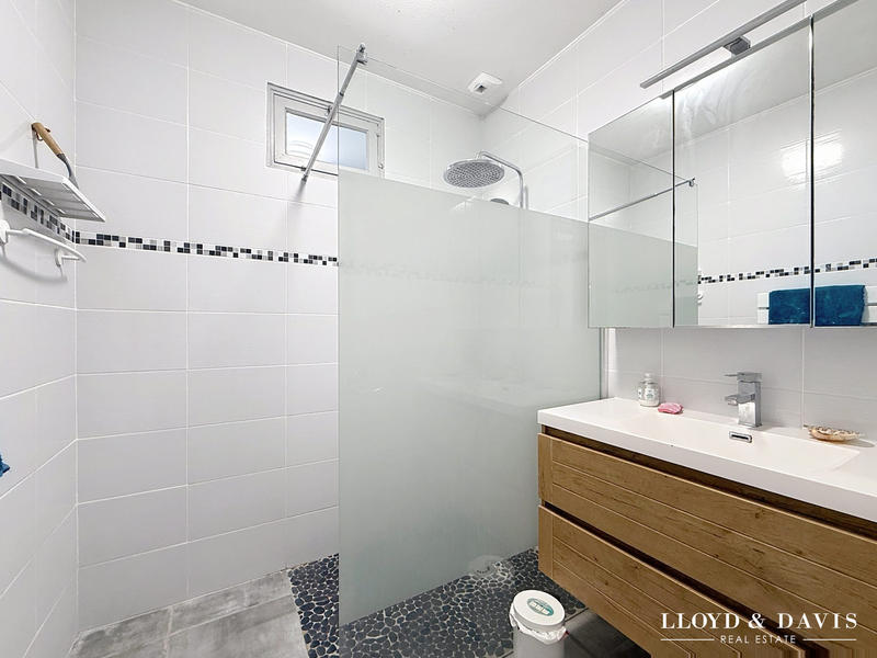 Maison contemporaine - 137 m² - 4 pièces