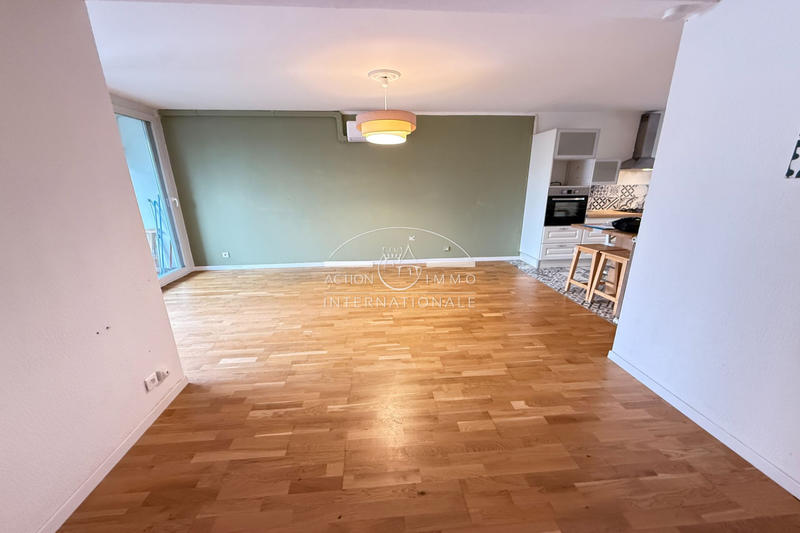 Appartement - 80 m² - 3 pièces