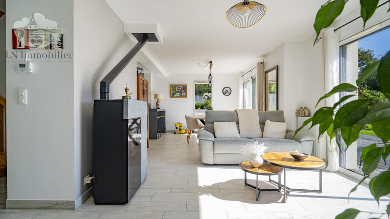 Maison - 101 m² - 6 pièces