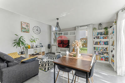 Maison - 88 m² - 4 pièces