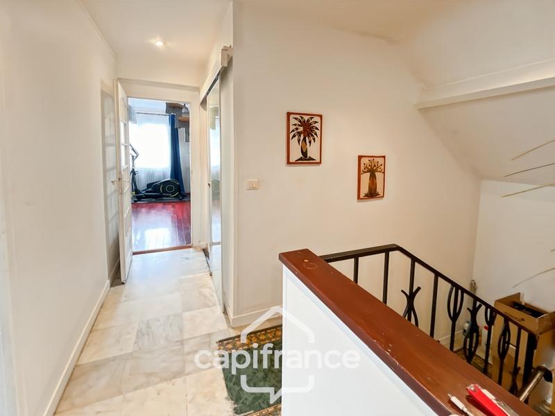 Appartement - 64 m² - 4 pièces